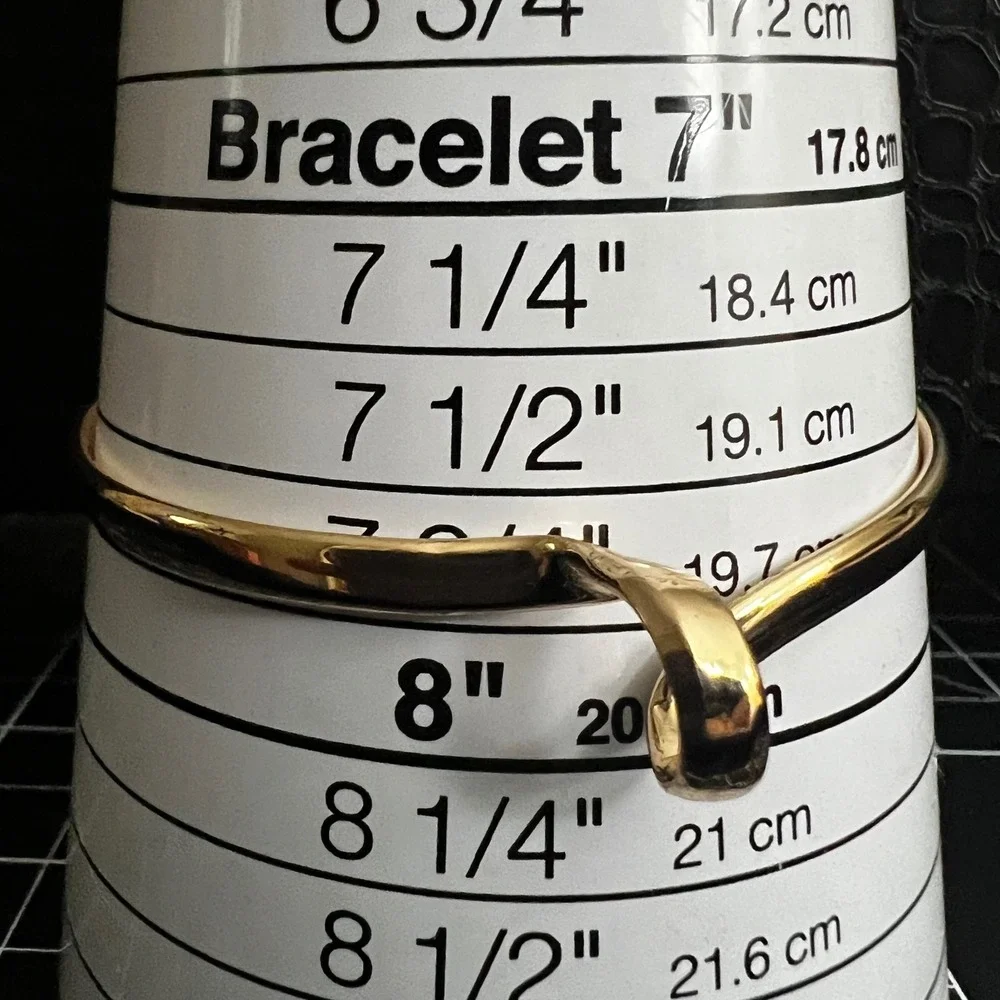Anne Klein Gold Tone Knot Bangle Bracelet Size 7.75 Minimalist